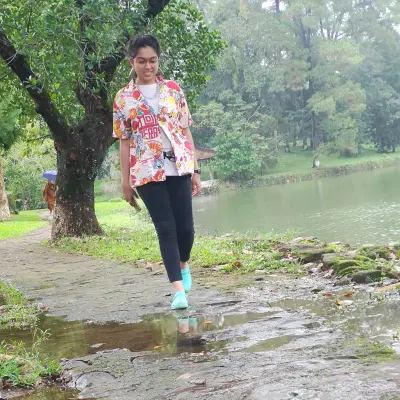 Vaishnavi walking400